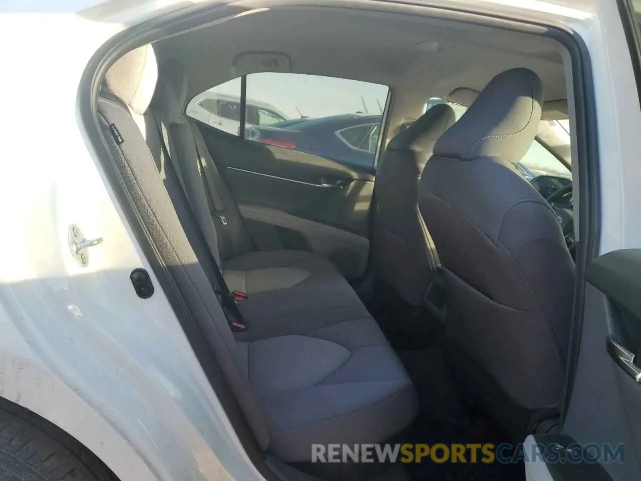 10 fotografías del automóvil dañado 4T1C31AK0PU049501 TOYOTA CAMRY 2023