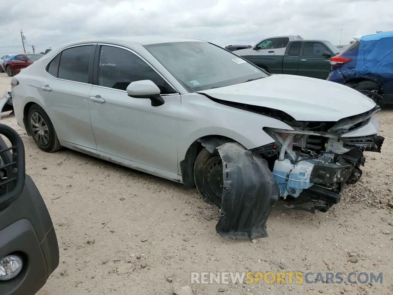 4 fotografías del automóvil dañado 4T1C31AK2PU052321 TOYOTA CAMRY 2023