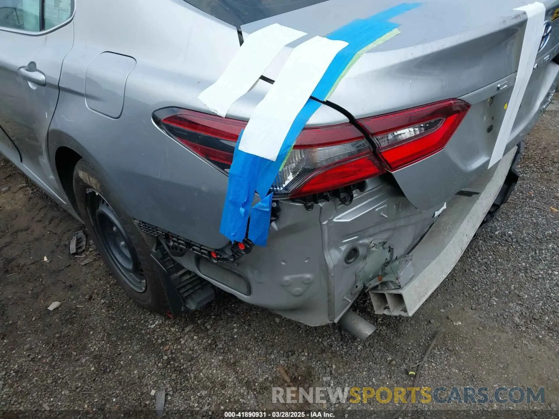 17 fotografías del automóvil dañado 4T1C31AK3PU620477 TOYOTA CAMRY 2023