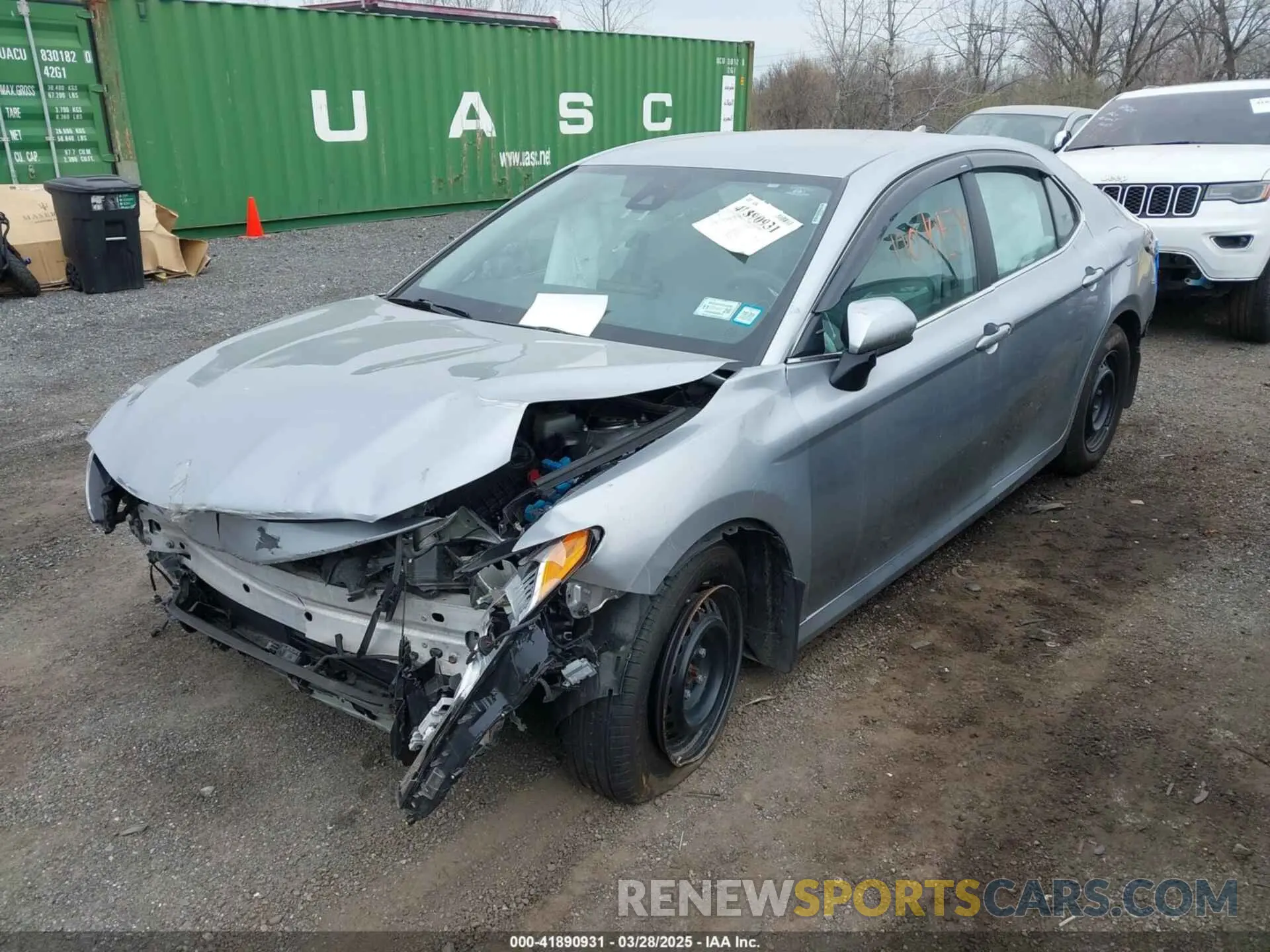 2 fotografías del automóvil dañado 4T1C31AK3PU620477 TOYOTA CAMRY 2023
