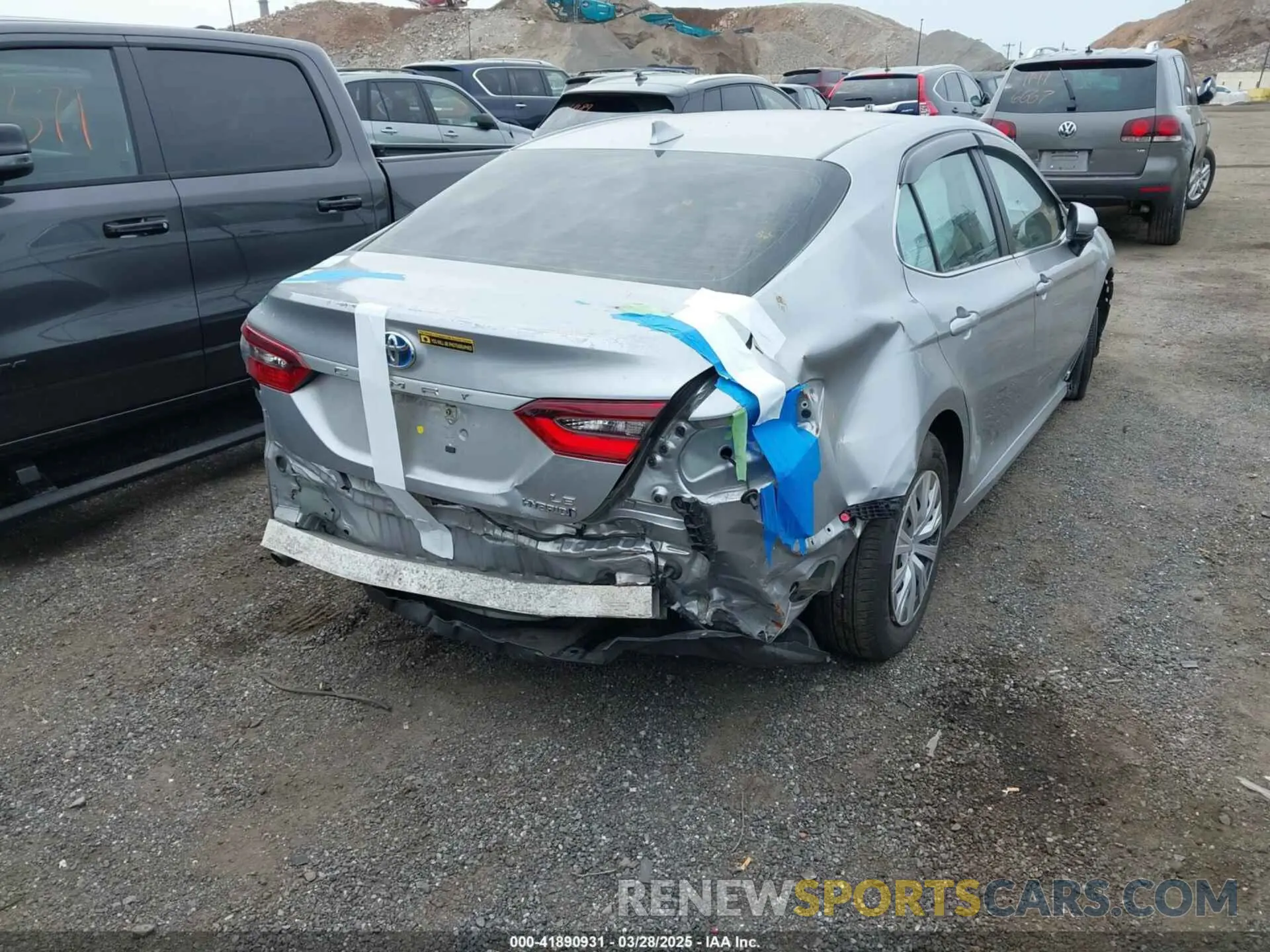 4 fotografías del automóvil dañado 4T1C31AK3PU620477 TOYOTA CAMRY 2023