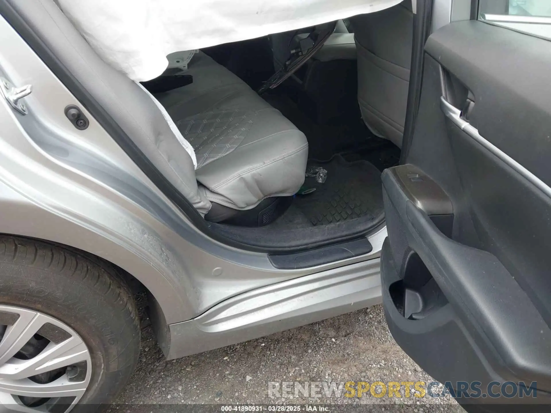 8 fotografías del automóvil dañado 4T1C31AK3PU620477 TOYOTA CAMRY 2023