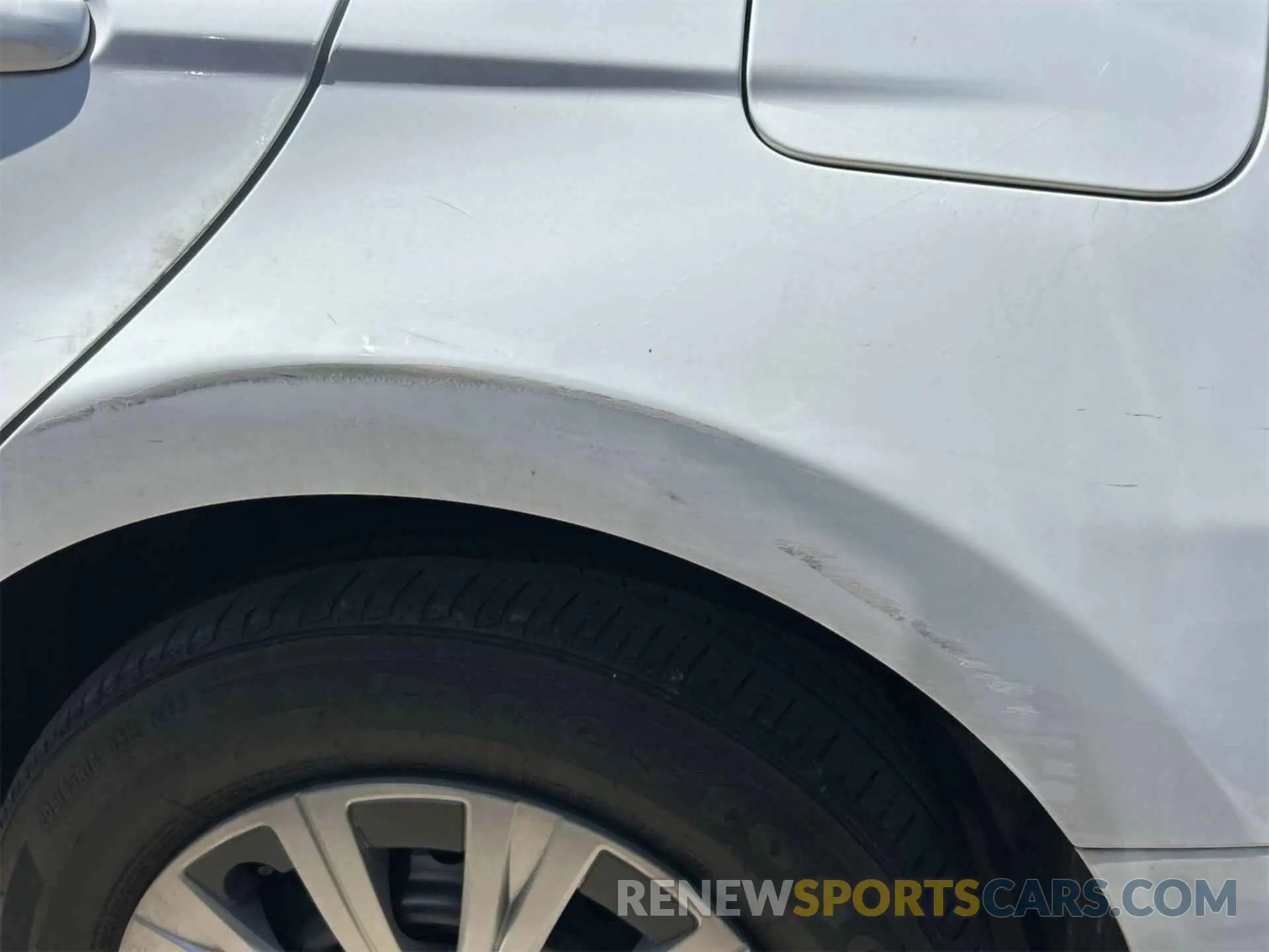2 fotografías del automóvil dañado 4T1C31AK4PU611237 TOYOTA CAMRY 2023