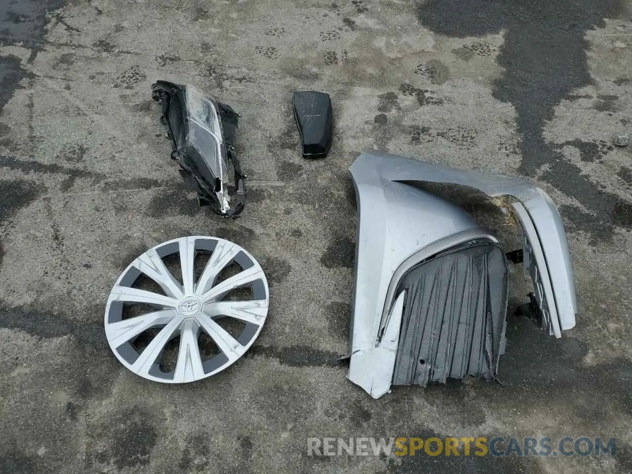 12 fotografías del automóvil dañado 4T1C31AK6PU610820 TOYOTA CAMRY 2023