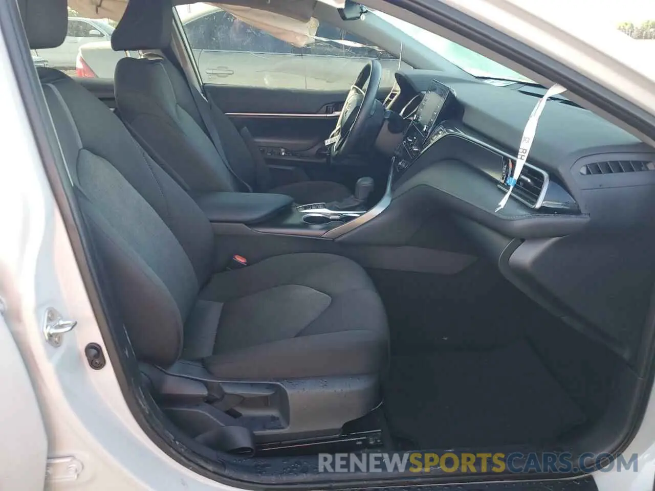 7 fotografías del automóvil dañado 4T1C31AK7PU056185 TOYOTA CAMRY 2023