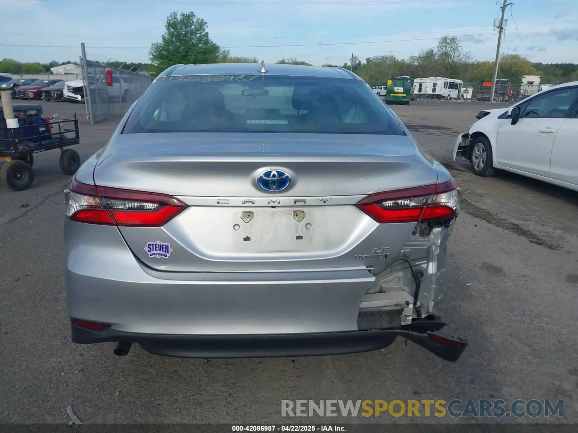 16 fotografías del automóvil dañado 4T1C31AK7PU600815 TOYOTA CAMRY 2023
