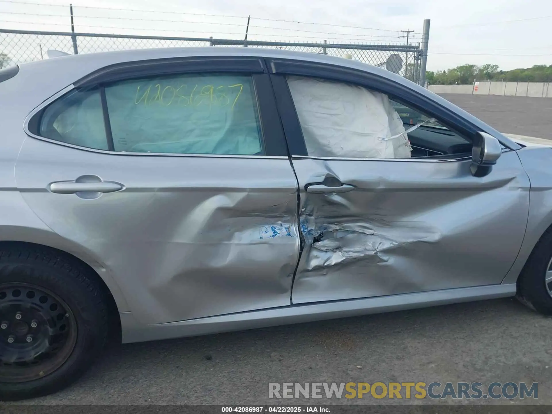 6 fotografías del automóvil dañado 4T1C31AK7PU600815 TOYOTA CAMRY 2023