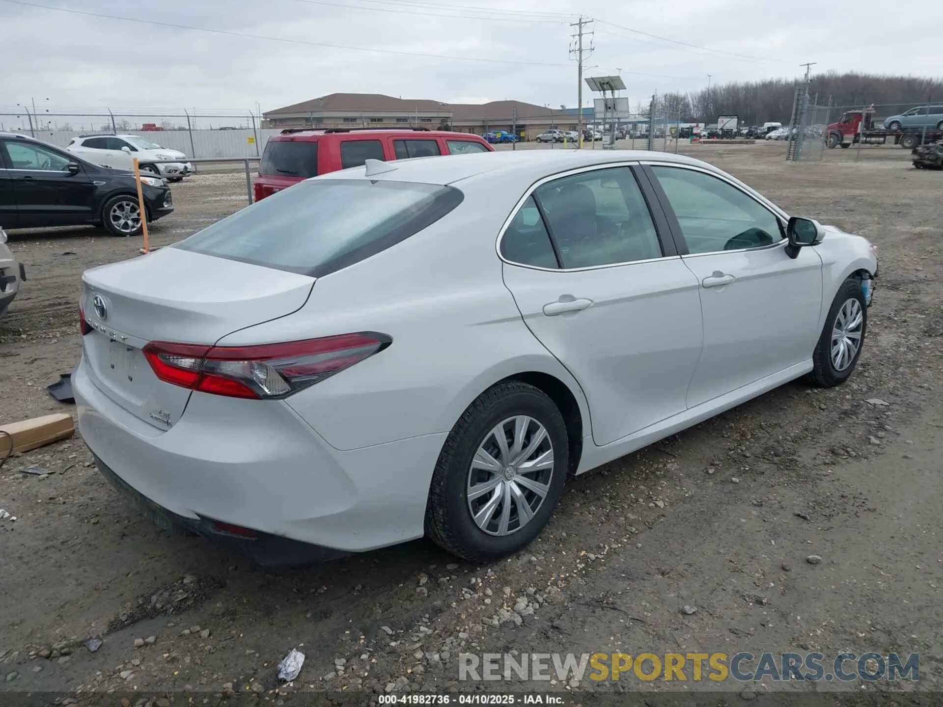 4 fotografías del automóvil dañado 4T1C31AK8PU052114 TOYOTA CAMRY 2023