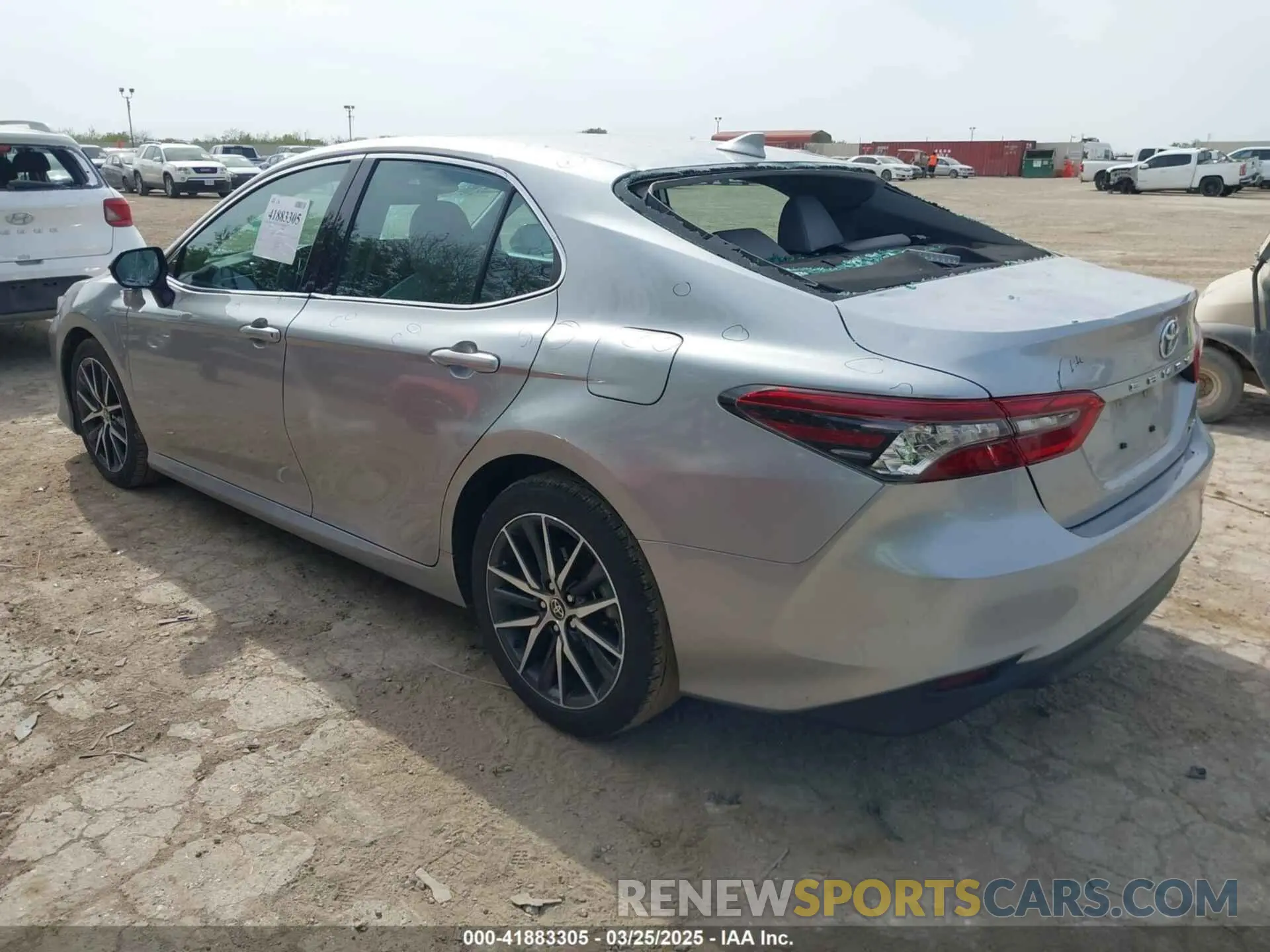 3 fotografías del automóvil dañado 4T1F11AK1PU817988 TOYOTA CAMRY 2023