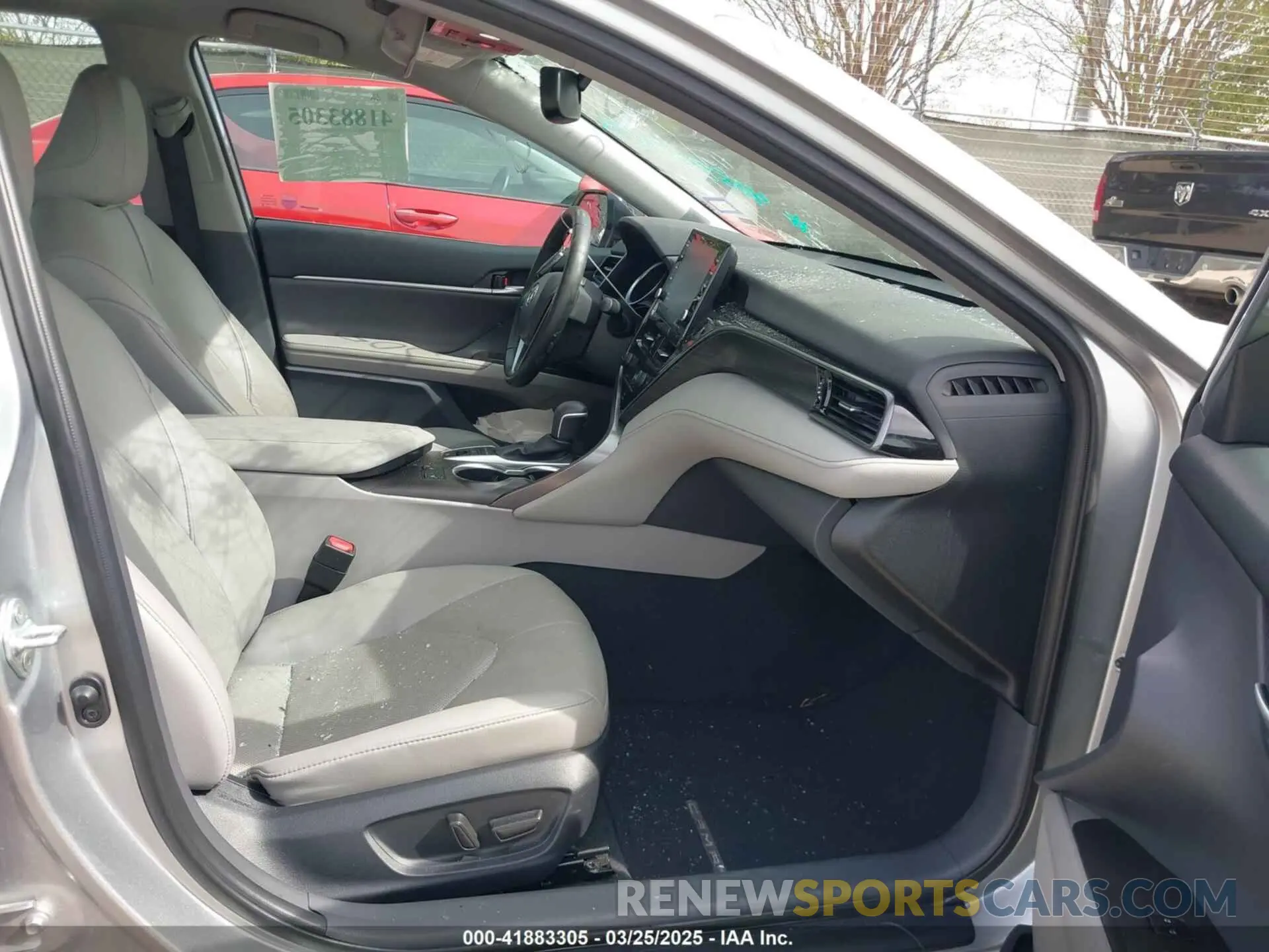 5 fotografías del automóvil dañado 4T1F11AK1PU817988 TOYOTA CAMRY 2023