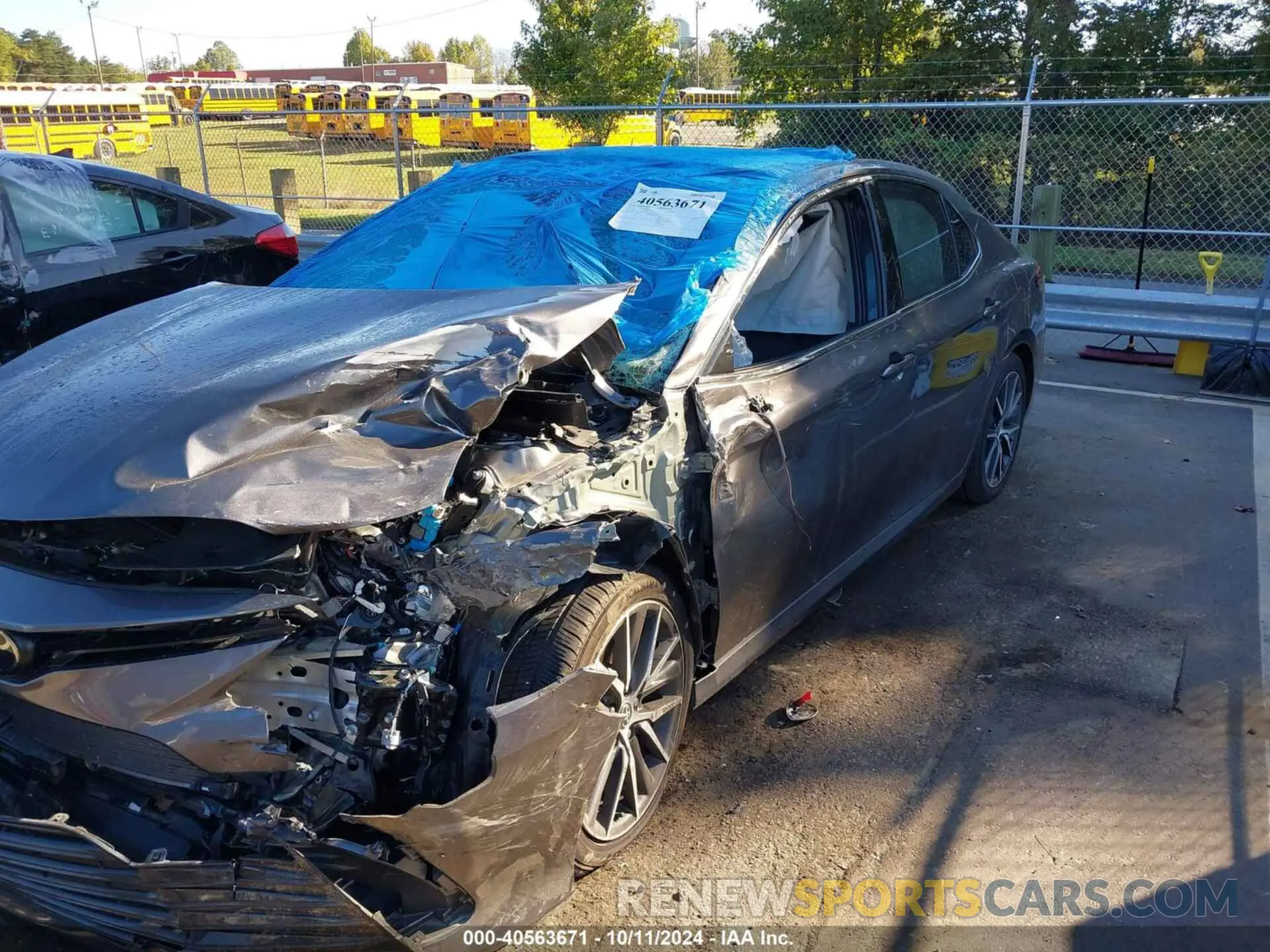 12 fotografías del automóvil dañado 4T1F11AK2PU731332 TOYOTA CAMRY 2023