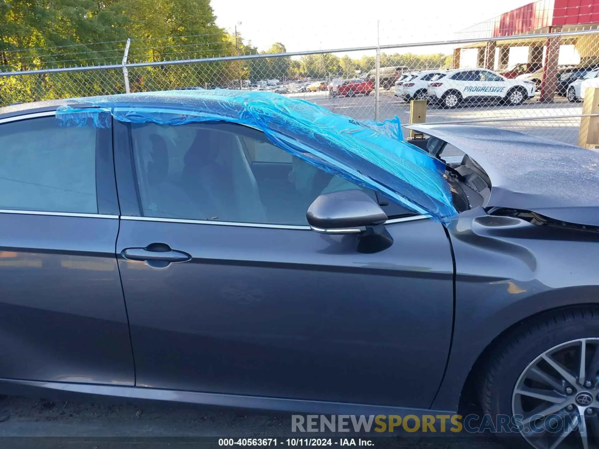 14 fotografías del automóvil dañado 4T1F11AK2PU731332 TOYOTA CAMRY 2023