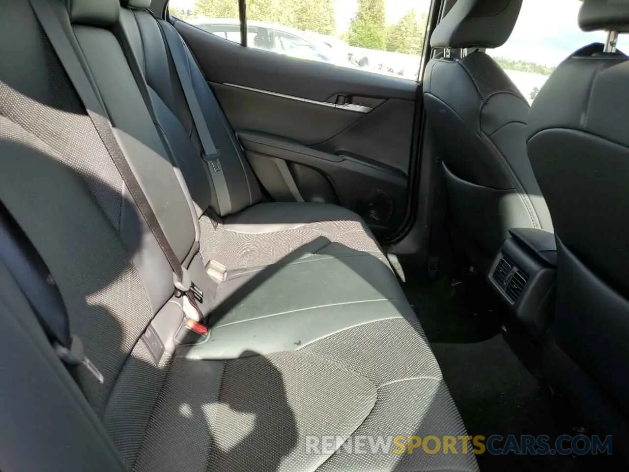 10 fotografías del automóvil dañado 4T1F11AK4PU165464 TOYOTA CAMRY 2023