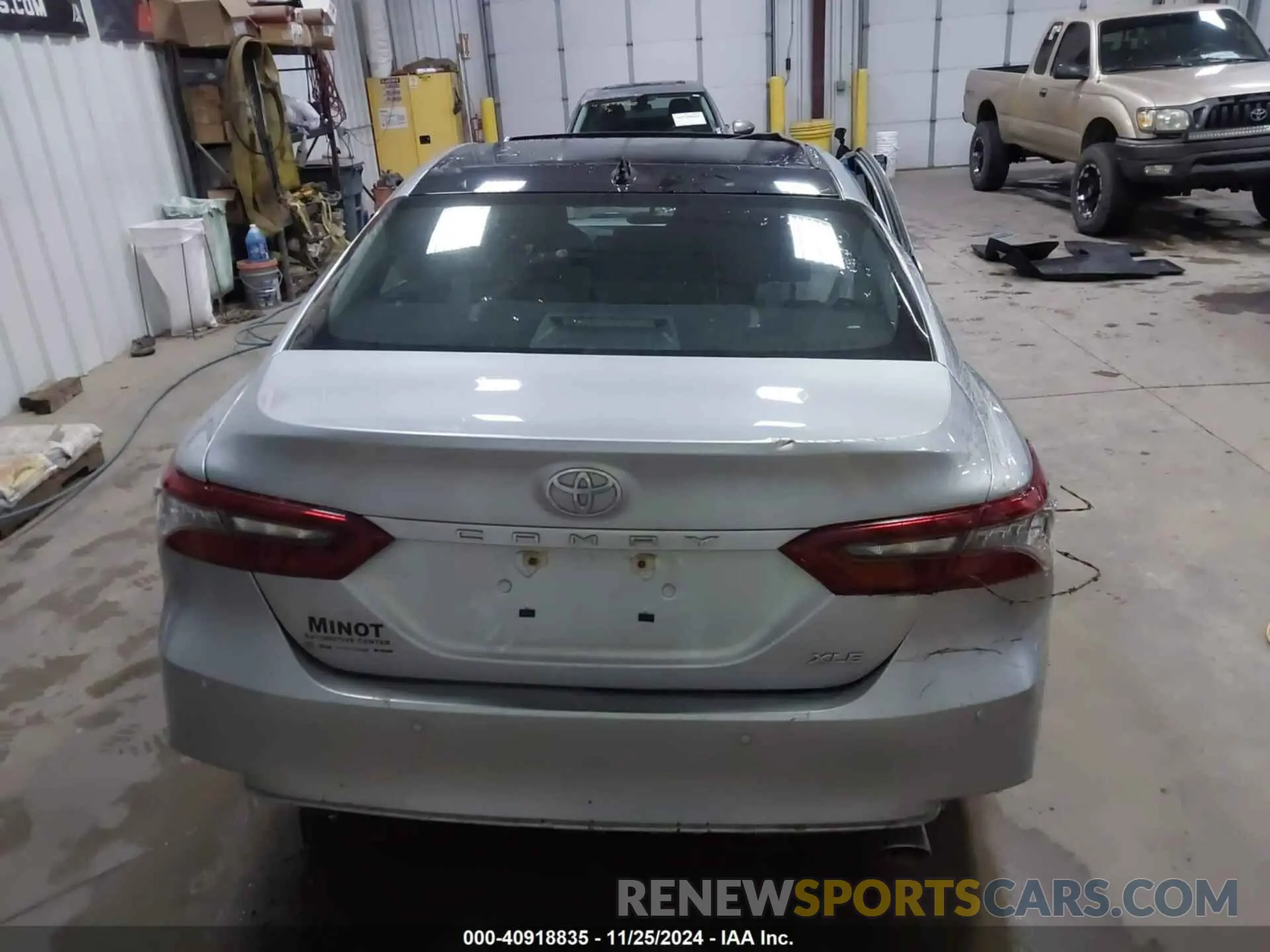 17 fotografías del automóvil dañado 4T1F11AK7PU806235 TOYOTA CAMRY 2023