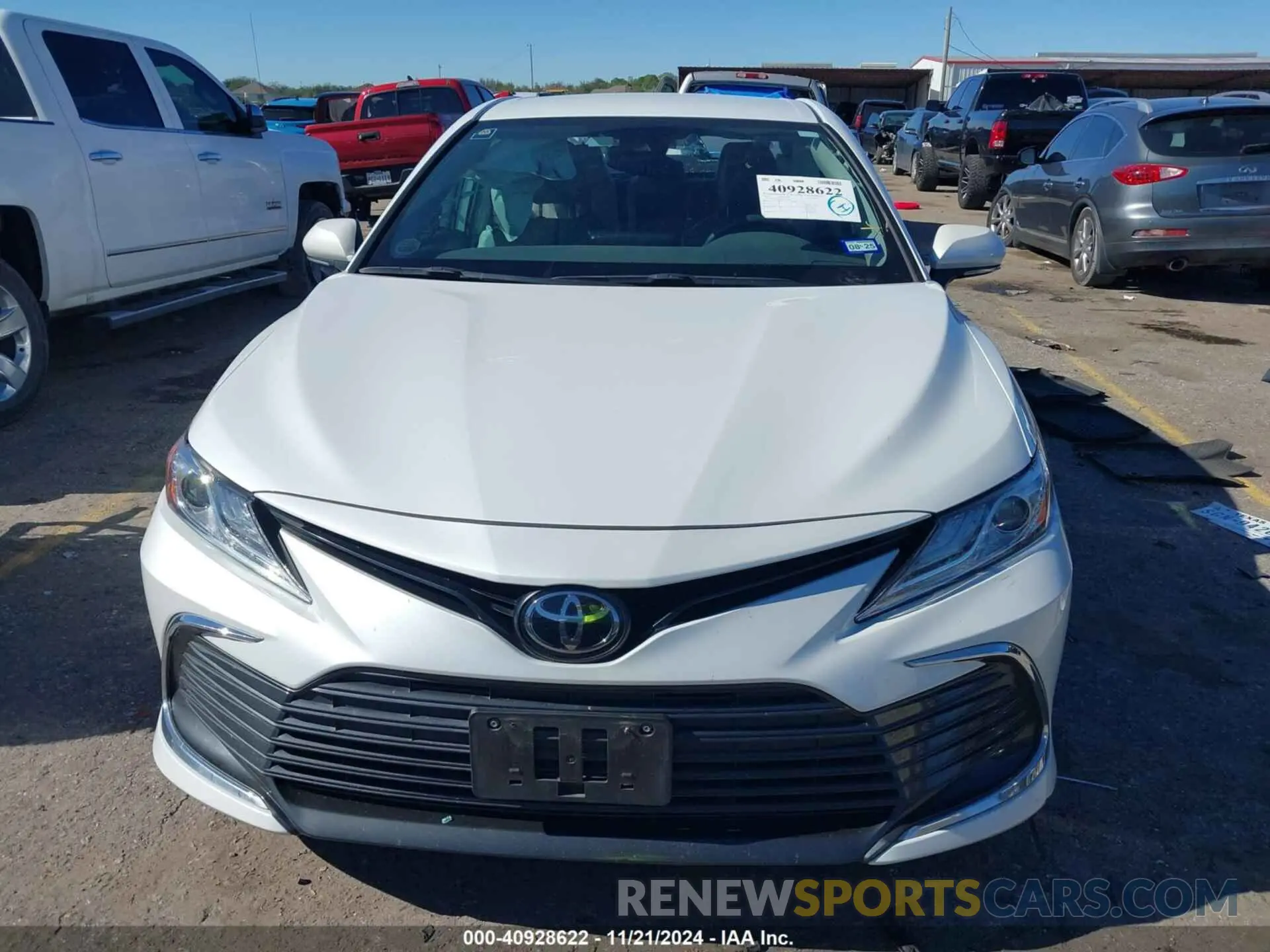 12 fotografías del automóvil dañado 4T1F11AKXPU727240 TOYOTA CAMRY 2023