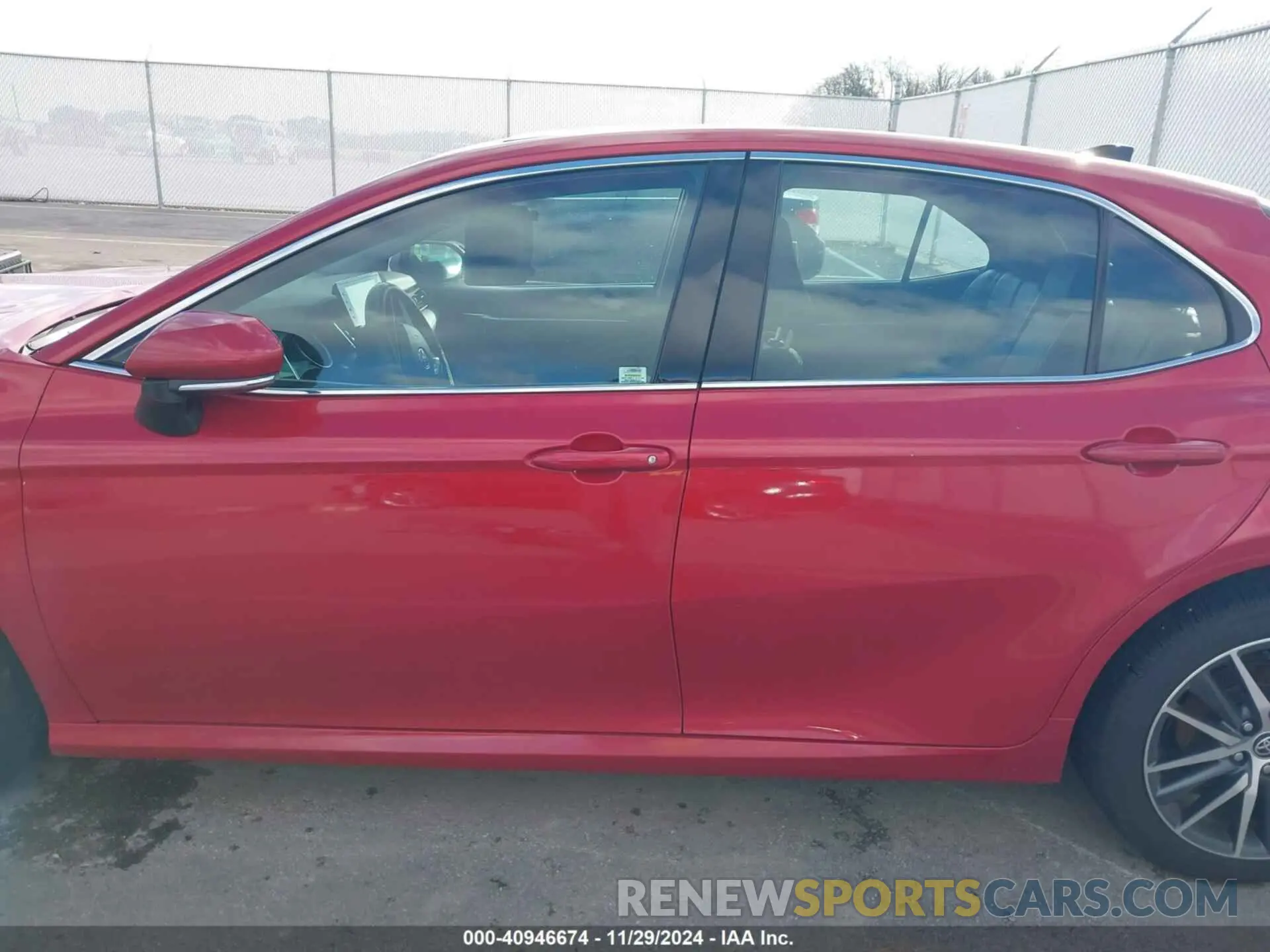14 fotografías del automóvil dañado 4T1F11BK2PU079570 TOYOTA CAMRY 2023