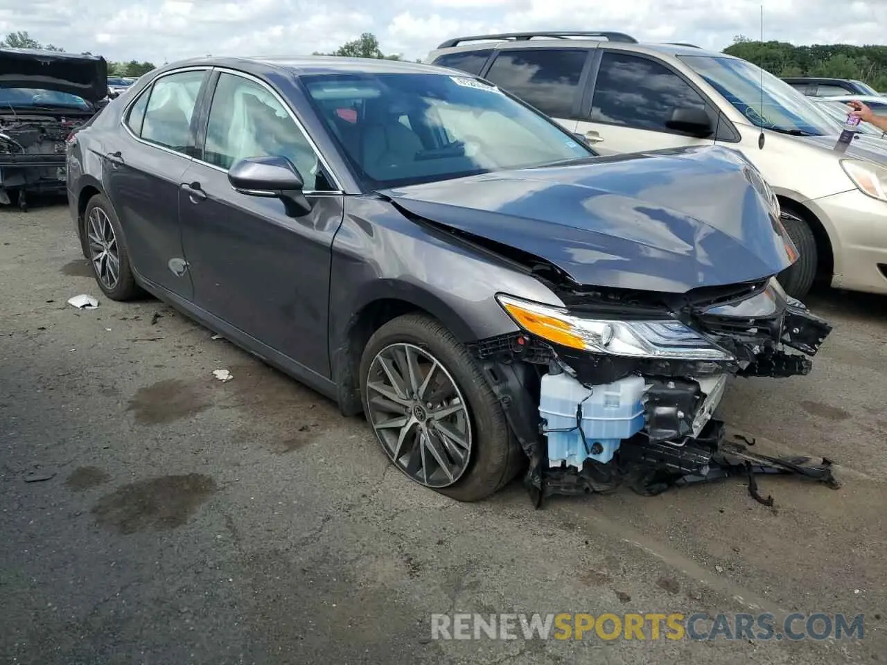 4 fotografías del automóvil dañado 4T1F11BK9PU097936 TOYOTA CAMRY 2023