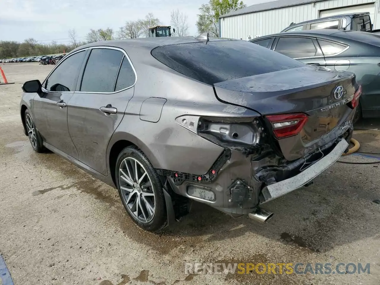 2 fotografías del automóvil dañado 4T1F31AK1PU619938 TOYOTA CAMRY 2023