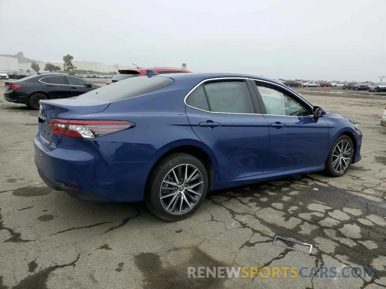3 fotografías del automóvil dañado 4T1F31AK4PU057002 TOYOTA CAMRY 2023