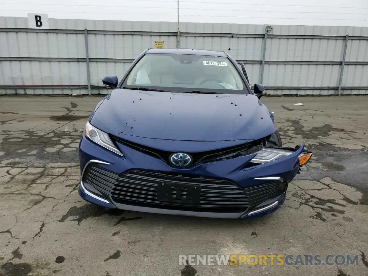 5 fotografías del automóvil dañado 4T1F31AK4PU057002 TOYOTA CAMRY 2023
