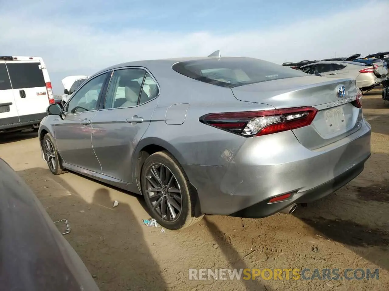 2 fotografías del automóvil dañado 4T1F31AK5PU604875 TOYOTA CAMRY 2023