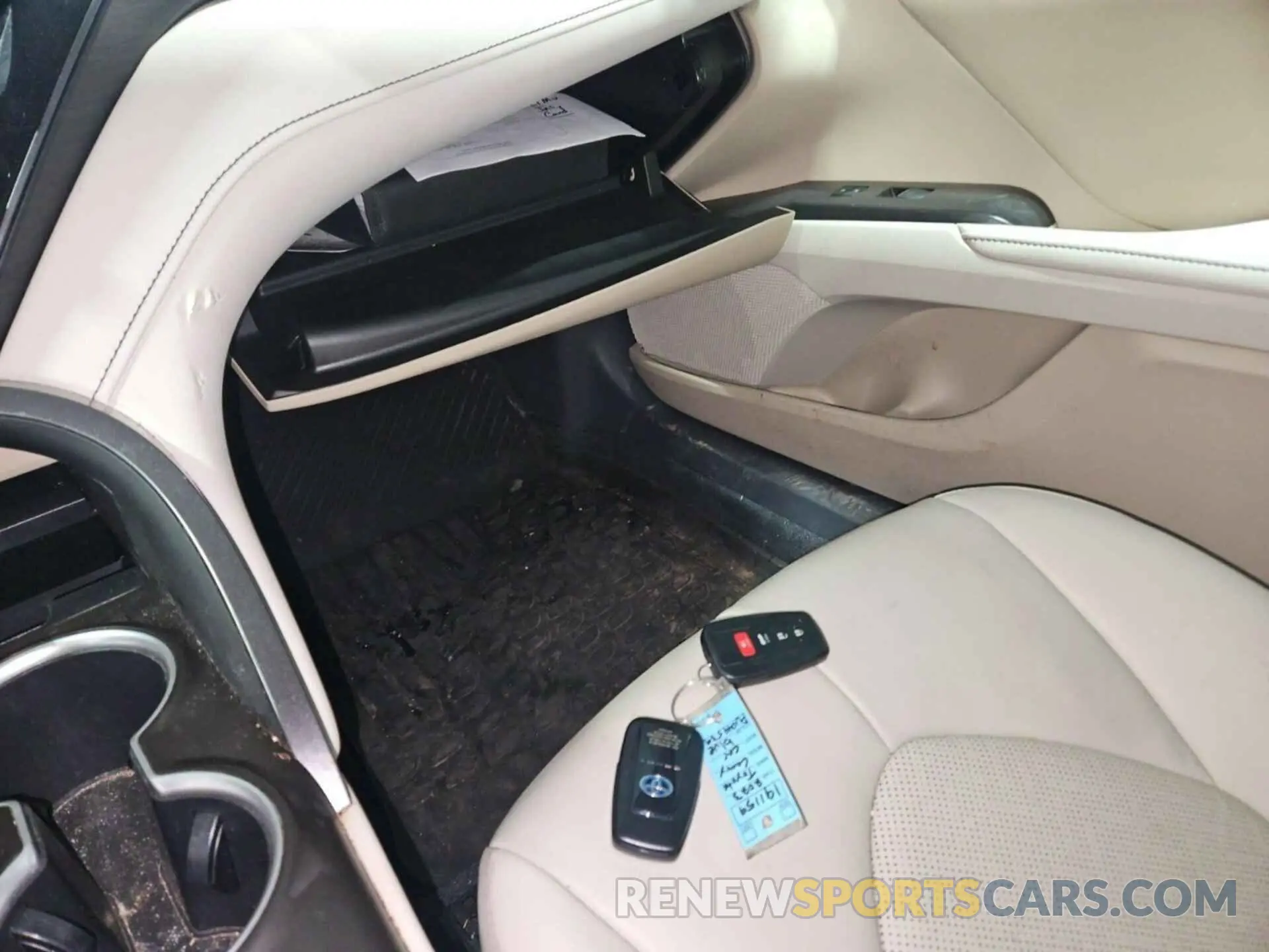 27 fotografías del automóvil dañado 4T1F31AK7PU049539 TOYOTA CAMRY 2023