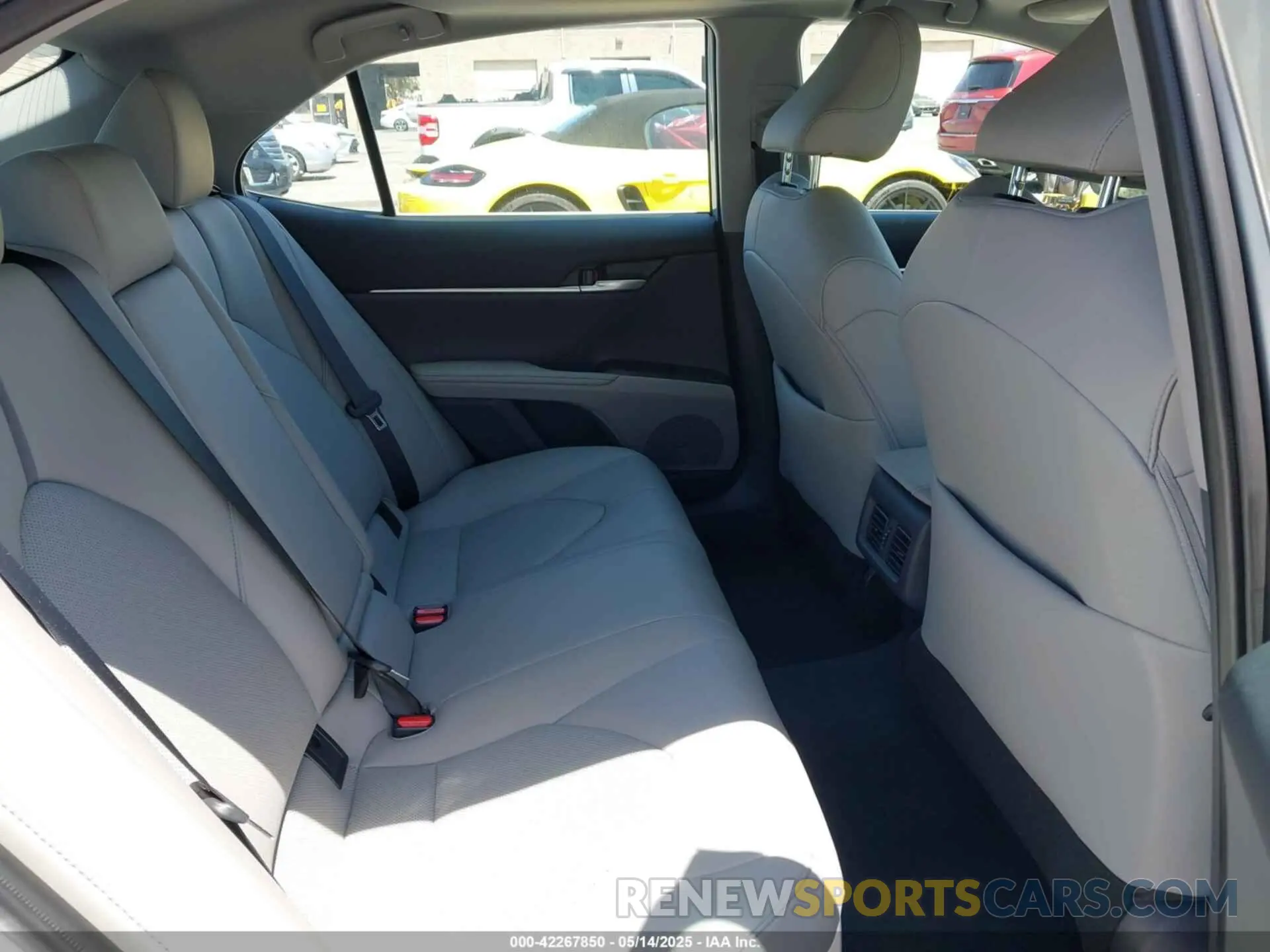 8 fotografías del automóvil dañado 4T1F31AK7PU613965 TOYOTA CAMRY 2023