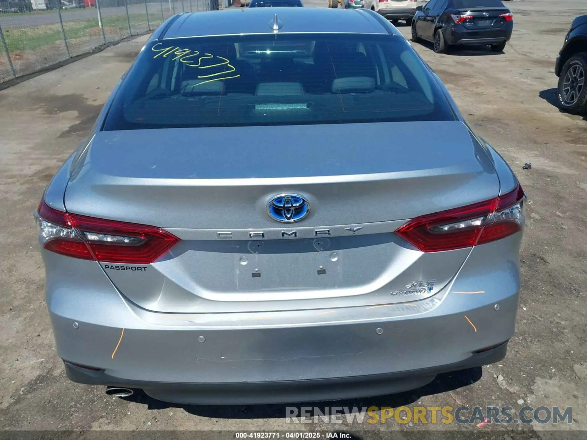 16 fotografías del automóvil dañado 4T1F31AK8PU618771 TOYOTA CAMRY 2023