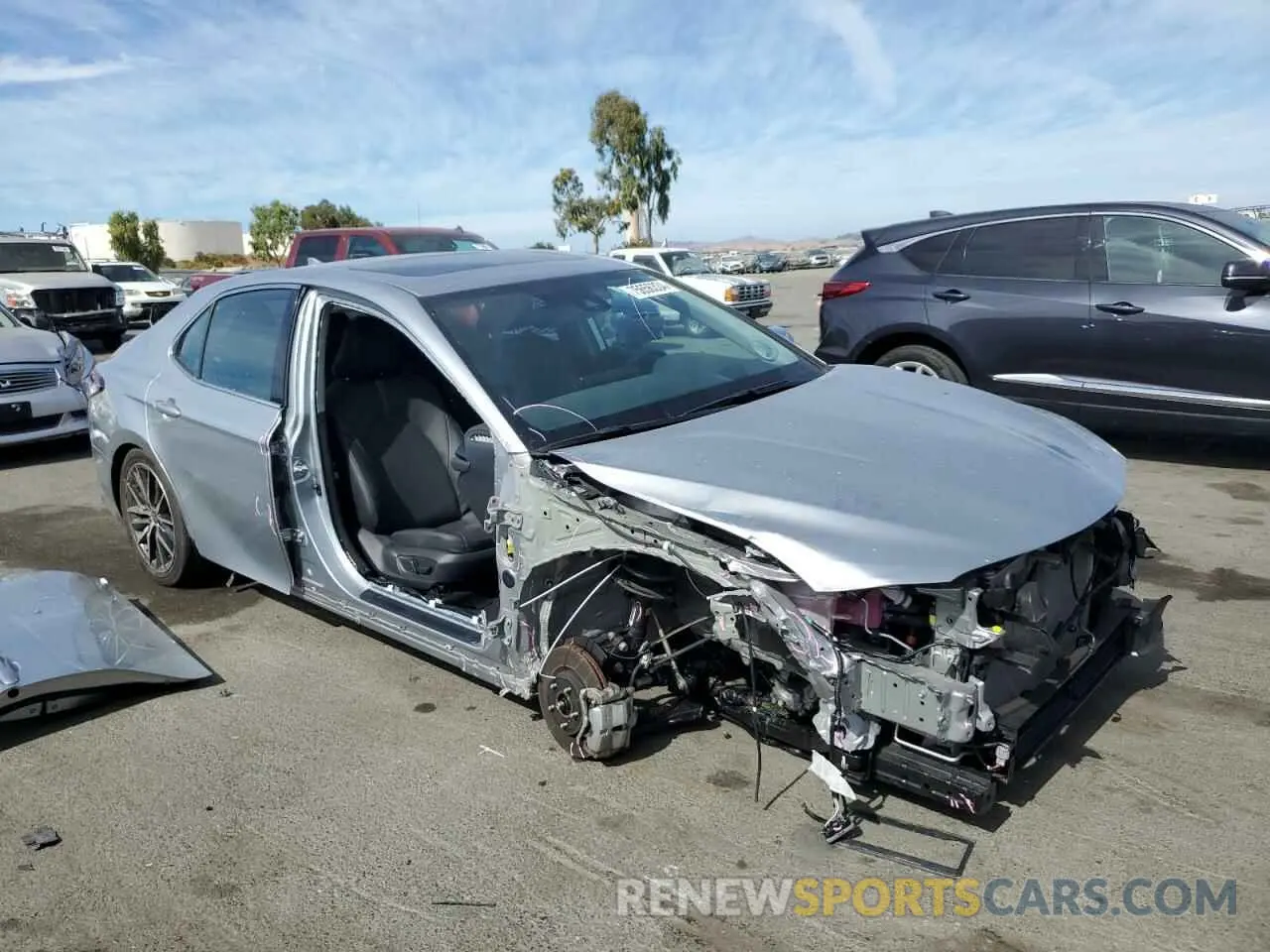 4 fotografías del automóvil dañado 4T1F31AK9PU607309 TOYOTA CAMRY 2023