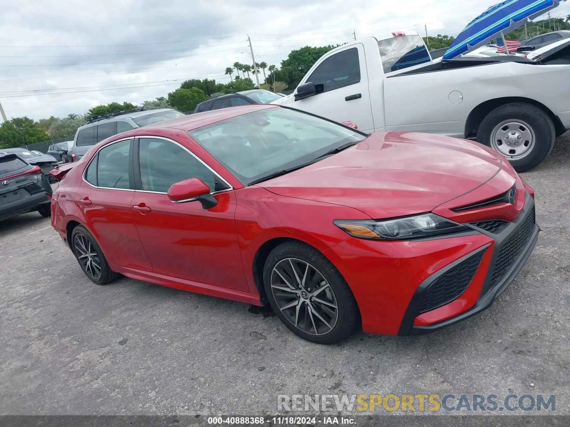 14 fotografías del automóvil dañado 4T1G11AK0PU100700 TOYOTA CAMRY 2023