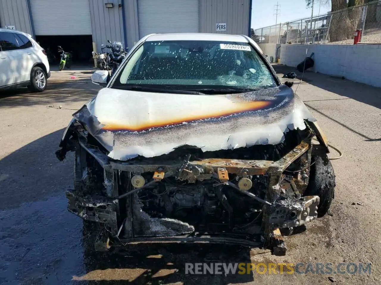 5 fotografías del automóvil dañado 4T1G11AK0PU110191 TOYOTA CAMRY 2023