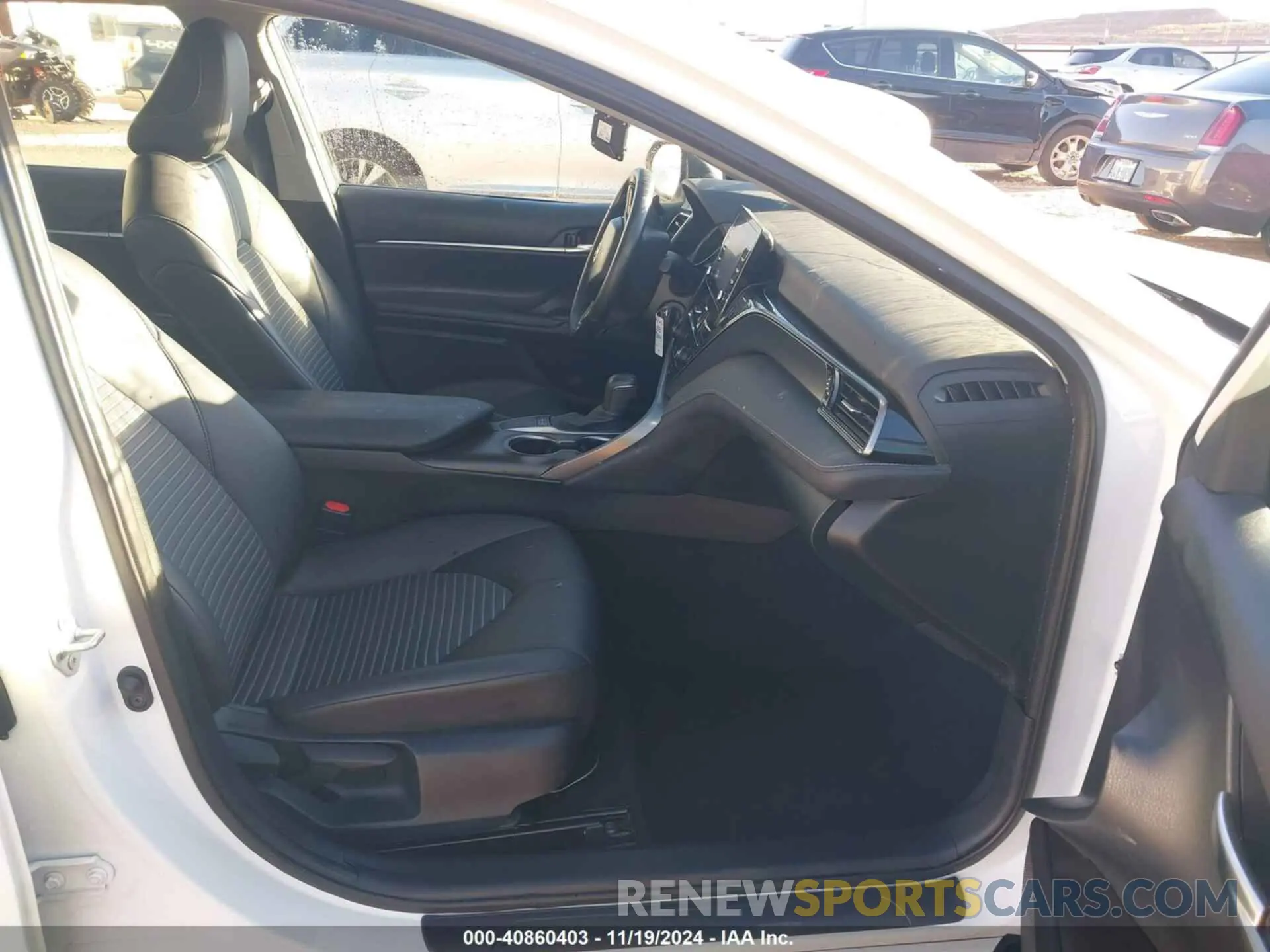 5 fotografías del automóvil dañado 4T1G11AK0PU155163 TOYOTA CAMRY 2023