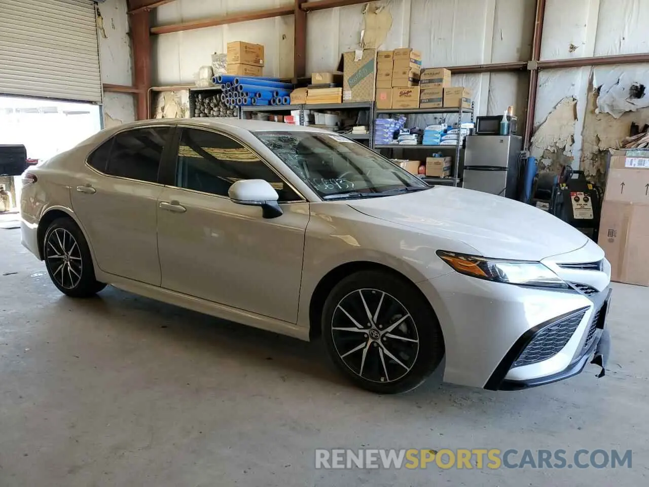 4 fotografías del automóvil dañado 4T1G11AK0PU166437 TOYOTA CAMRY 2023