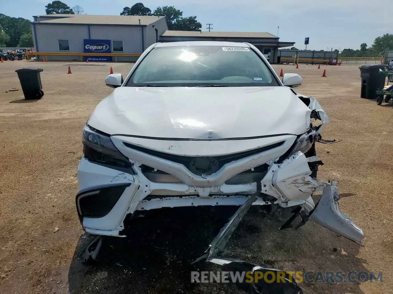 5 fotografías del automóvil dañado 4T1G11AK0PU729325 TOYOTA CAMRY 2023