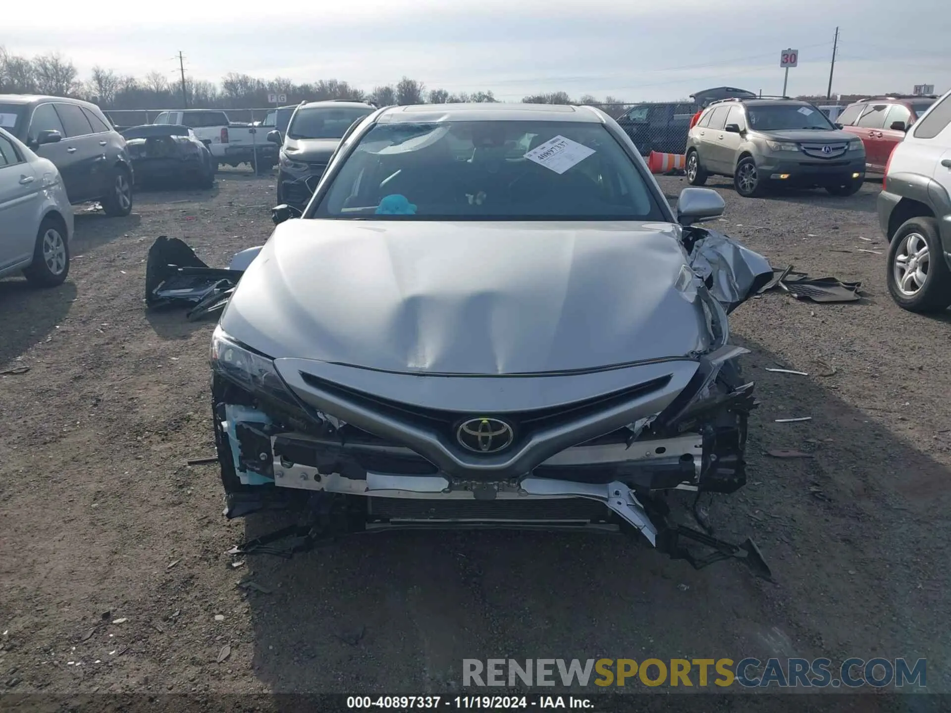 13 fotografías del automóvil dañado 4T1G11AK0PU729678 TOYOTA CAMRY 2023