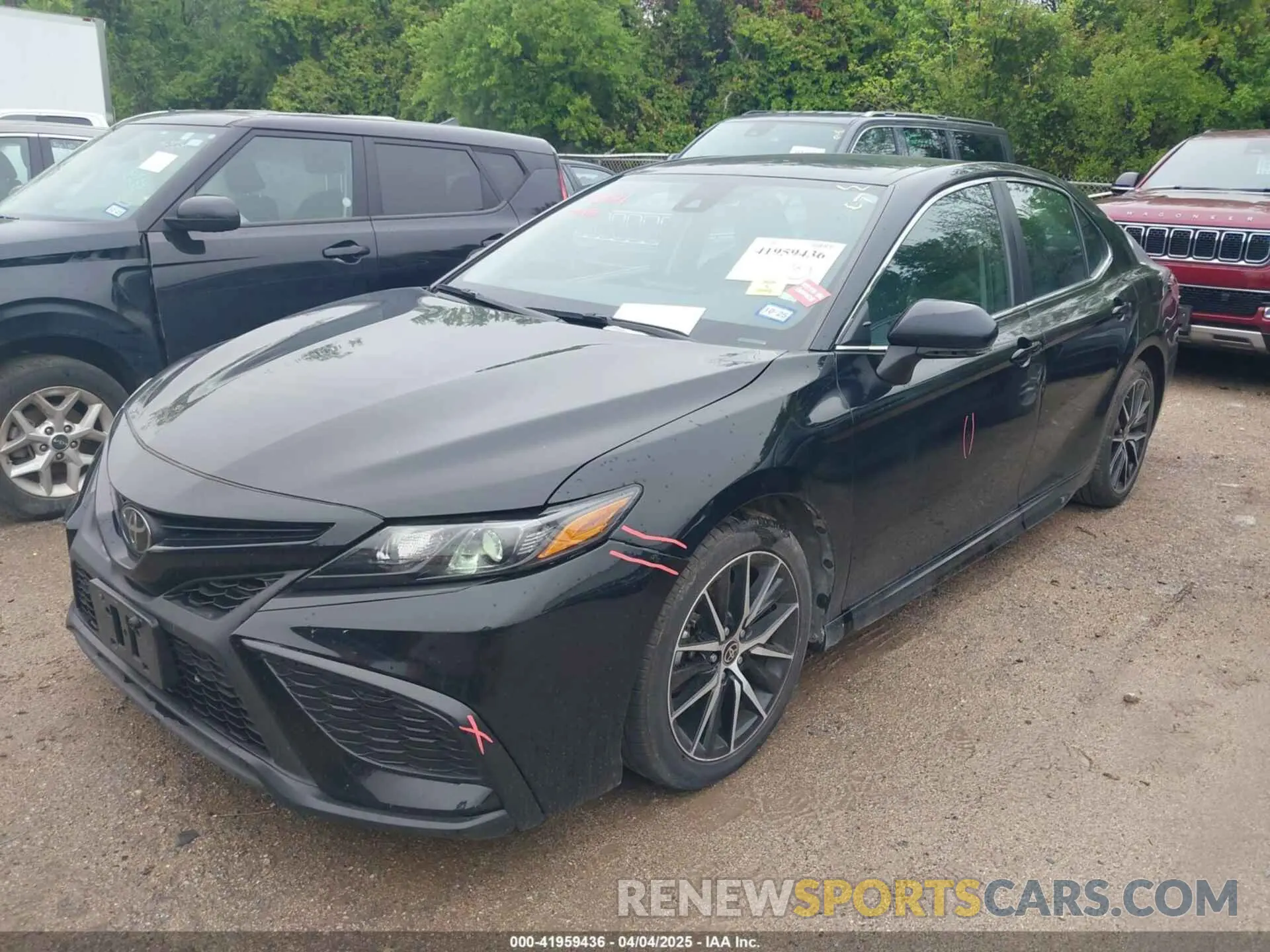 2 fotografías del automóvil dañado 4T1G11AK0PU734914 TOYOTA CAMRY 2023