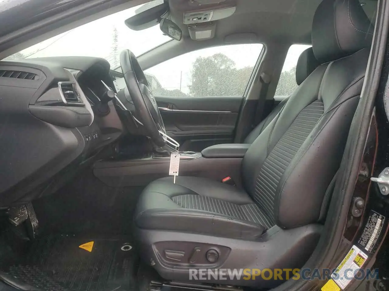 7 fotografías del automóvil dañado 4T1G11AK0PU737408 TOYOTA CAMRY 2023