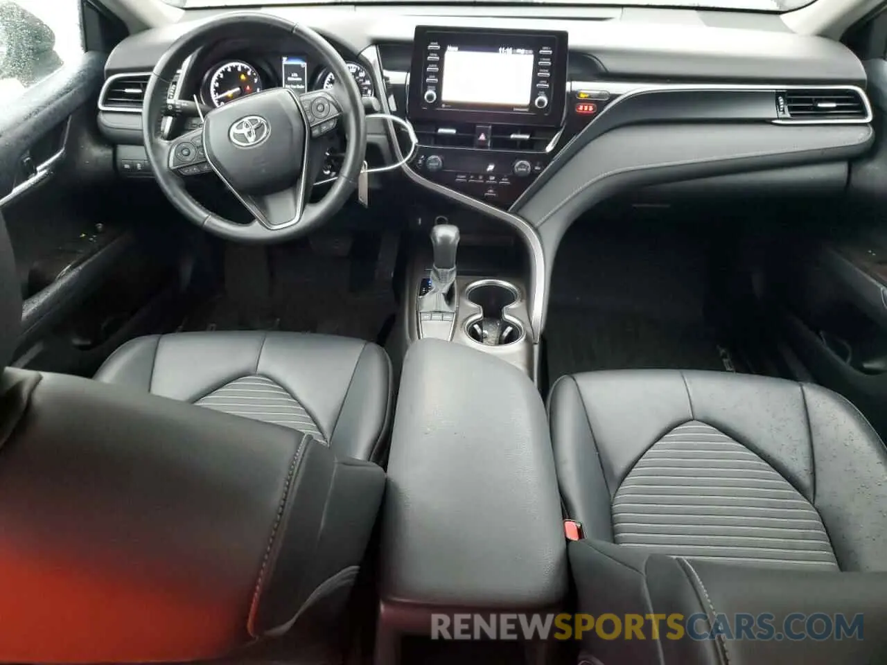8 fotografías del automóvil dañado 4T1G11AK0PU737408 TOYOTA CAMRY 2023