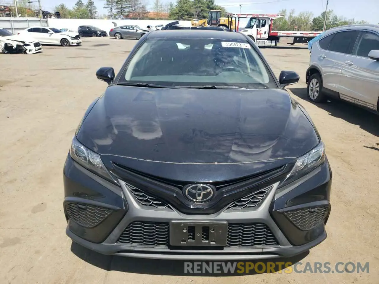 5 fotografías del automóvil dañado 4T1G11AK0PU747033 TOYOTA CAMRY 2023