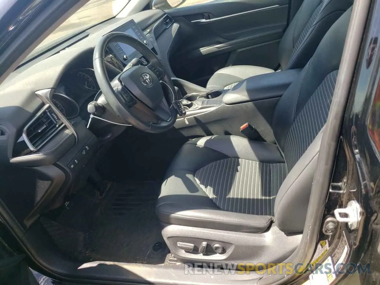 7 fotografías del automóvil dañado 4T1G11AK0PU747033 TOYOTA CAMRY 2023