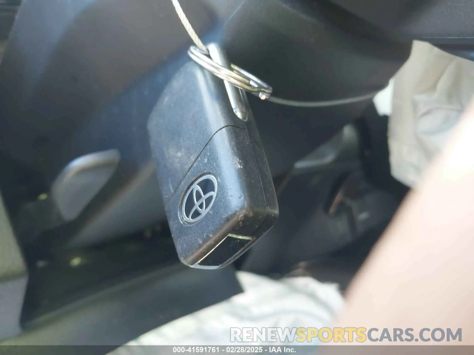 11 fotografías del automóvil dañado 4T1G11AK0PU747923 TOYOTA CAMRY 2023