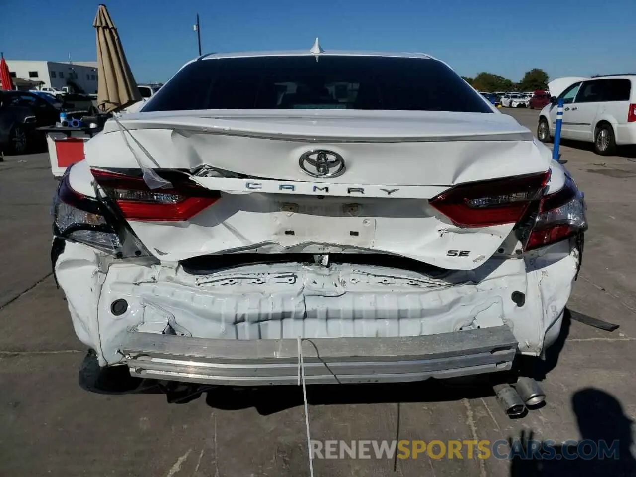 6 fotografías del automóvil dañado 4T1G11AK0PU748134 TOYOTA CAMRY 2023