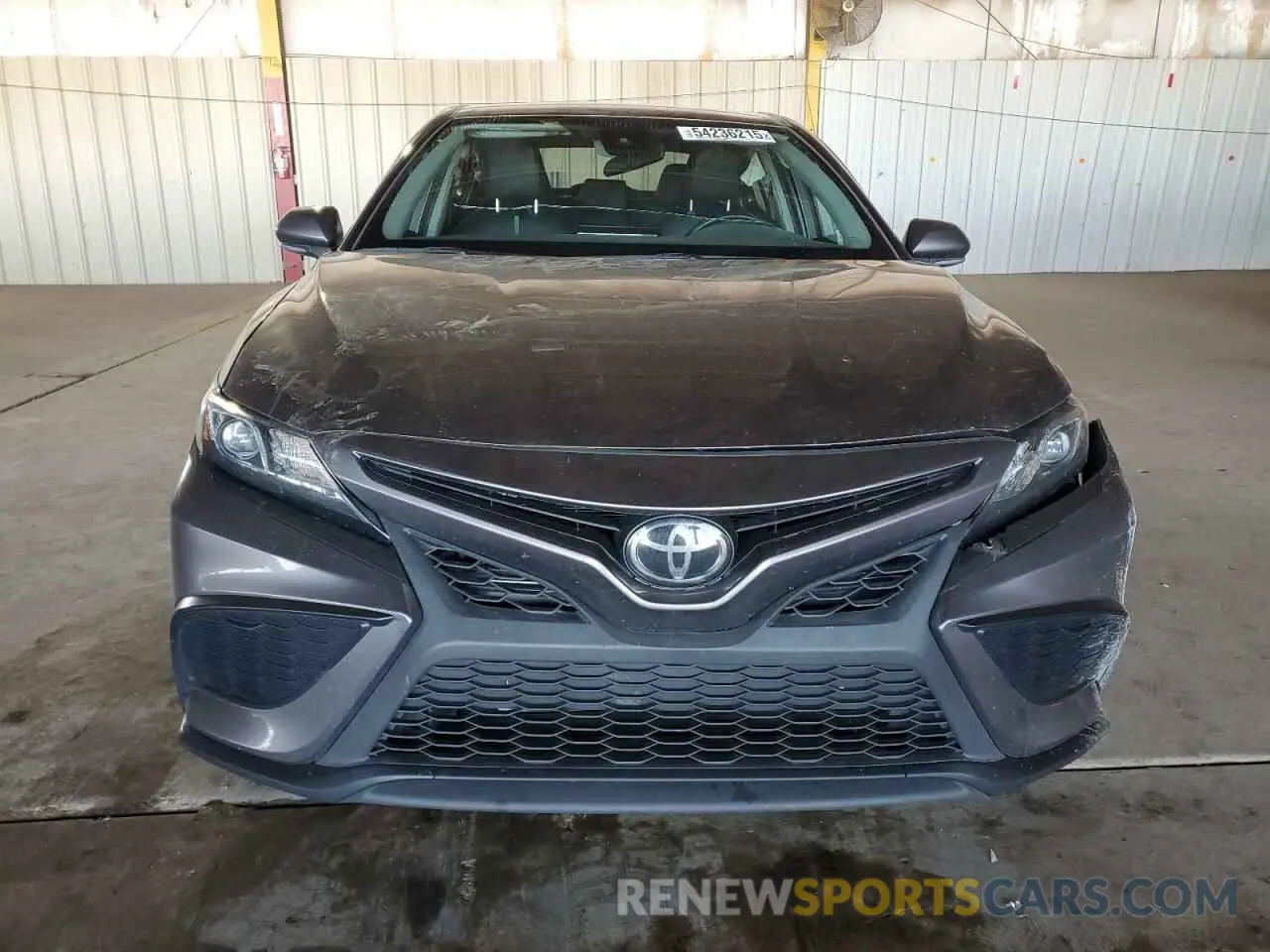 5 fotografías del automóvil dañado 4T1G11AK0PU777701 TOYOTA CAMRY 2023