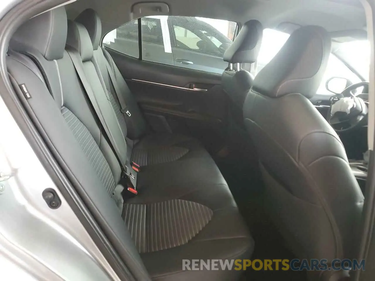 10 fotografías del automóvil dañado 4T1G11AK0PU801673 TOYOTA CAMRY 2023