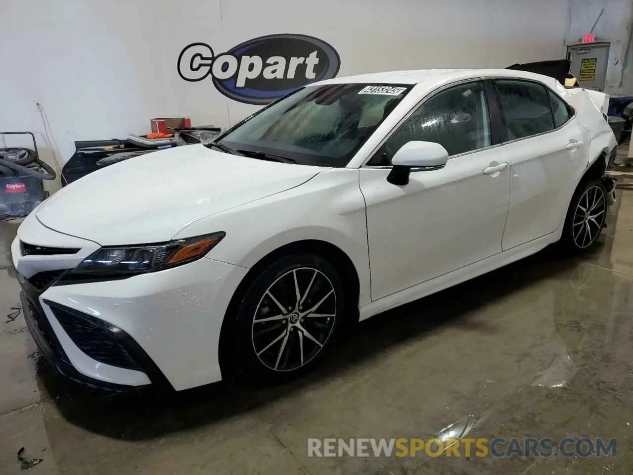 1 fotografías del automóvil dañado 4T1G11AK0PU803956 TOYOTA CAMRY 2023