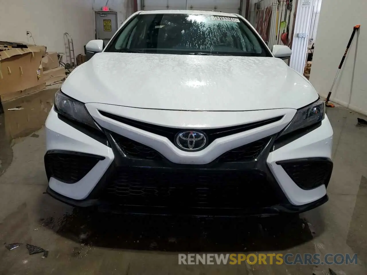 5 fotografías del automóvil dañado 4T1G11AK0PU803956 TOYOTA CAMRY 2023