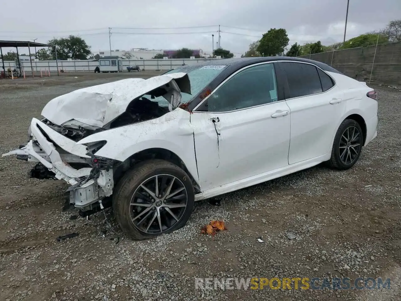 1 fotografías del automóvil dañado 4T1G11AK1PU722030 TOYOTA CAMRY 2023