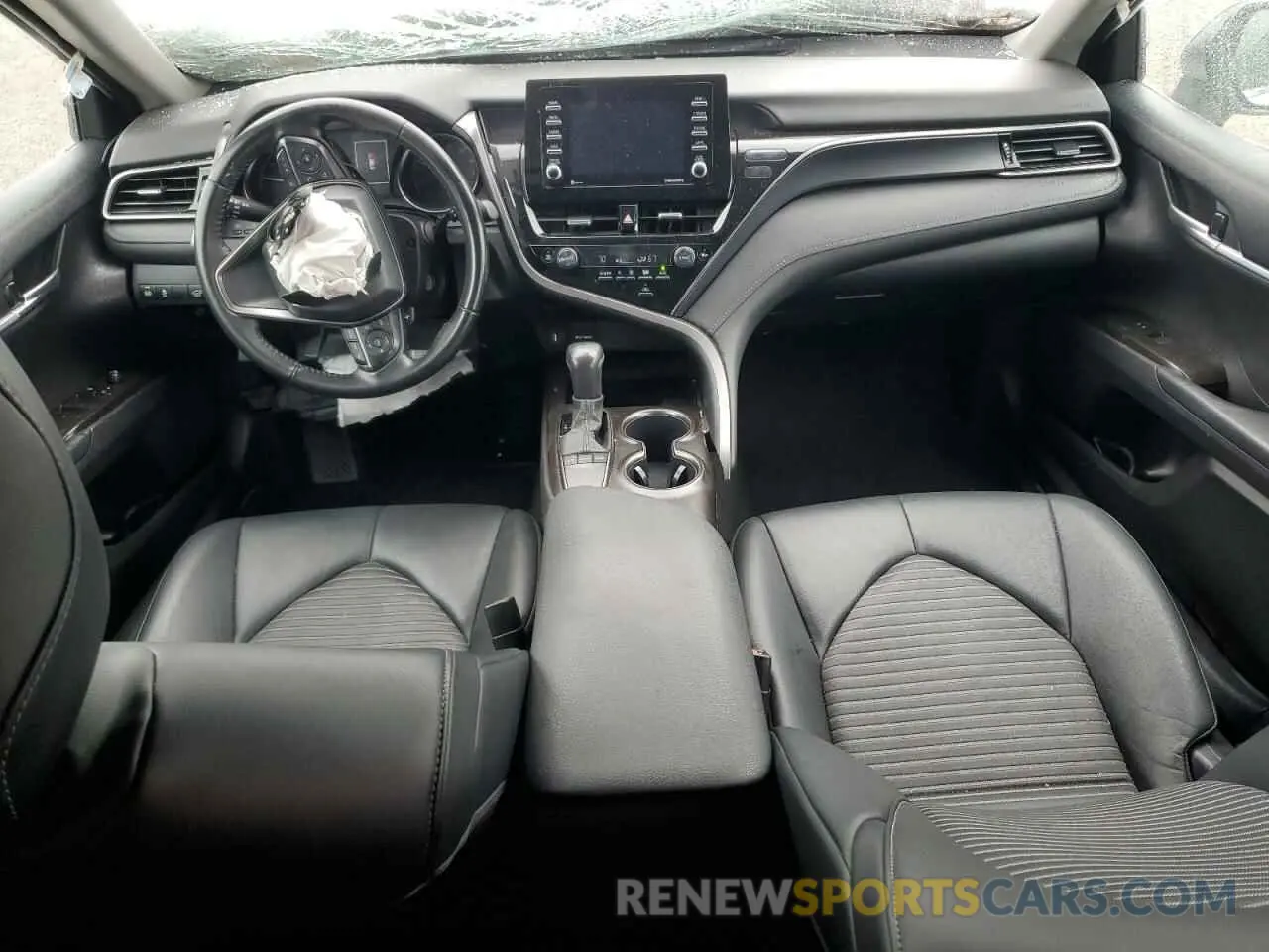 8 fotografías del automóvil dañado 4T1G11AK1PU722030 TOYOTA CAMRY 2023