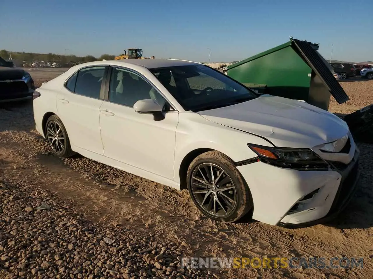 4 fotografías del automóvil dañado 4T1G11AK1PU739961 TOYOTA CAMRY 2023