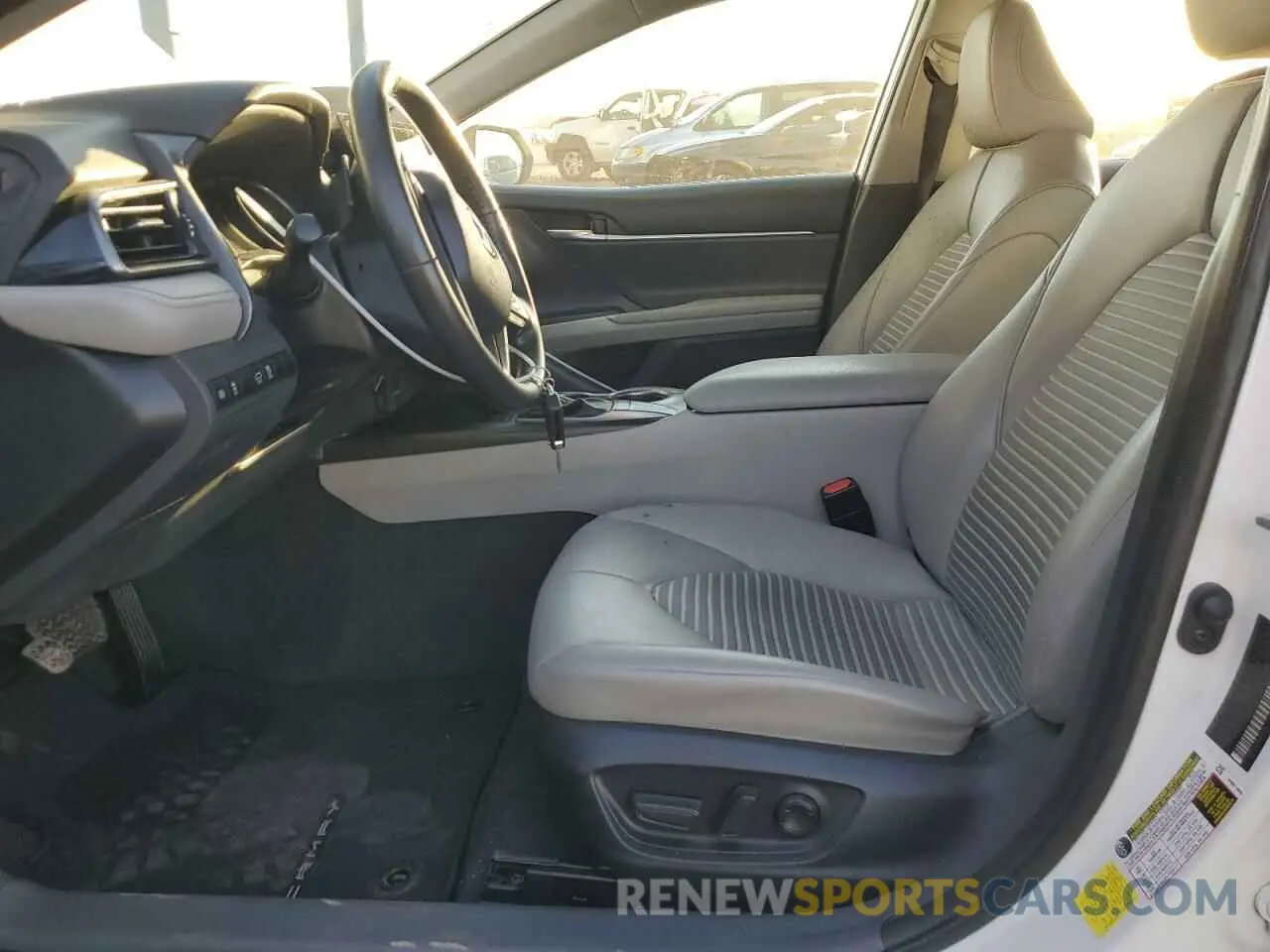 7 fotografías del automóvil dañado 4T1G11AK1PU739961 TOYOTA CAMRY 2023